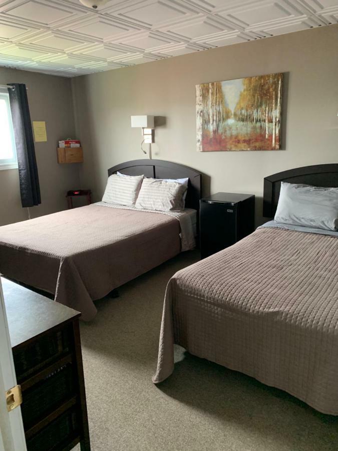 Exploits Inn And Suites Botwood ภายนอก รูปภาพ